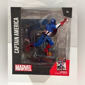 Captain America 1:10 scale #100 issue figurine. NEW